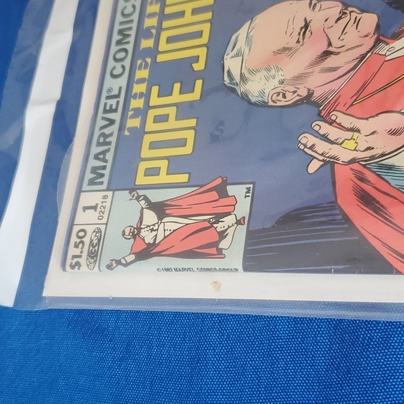 The Life of Pope John Paul II (comic) (Vol. # 1, No. 1 Issue) - Picture 11 of 12